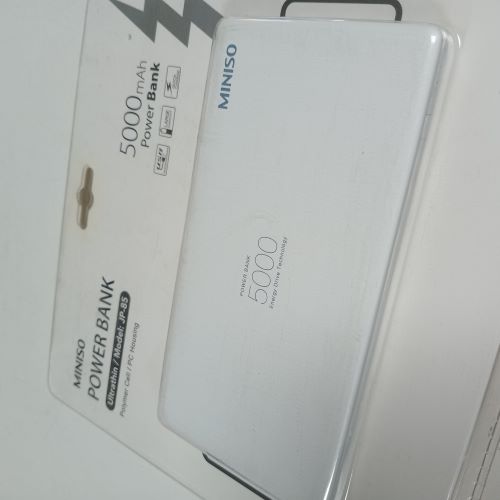 Cargador Portátil Celular Power Bank 5000 Mah Usb Miniso - Blanco