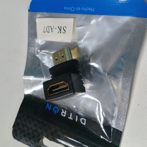 Adaptador HDMI Hembra a HDMI Macho 90 grados (Para Montaje En Pared)